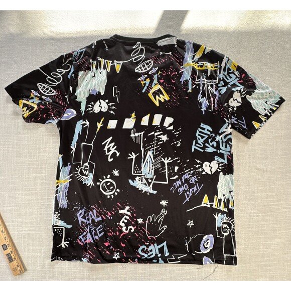 Fresh Prints of Bel Air‎ Multi-Color Printed Shirt Adult  2X - HEM UNDONE - Picture 2 of 10